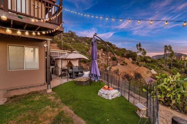 15844 Broad Oaks Road, El Cajon, CA 92021
