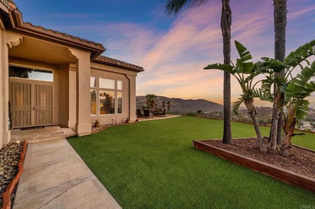 15844 Broad Oaks Road, El Cajon, CA 92021
