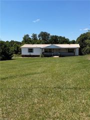 1940 Turkey Ford Road, Mount Airy, NC 27030