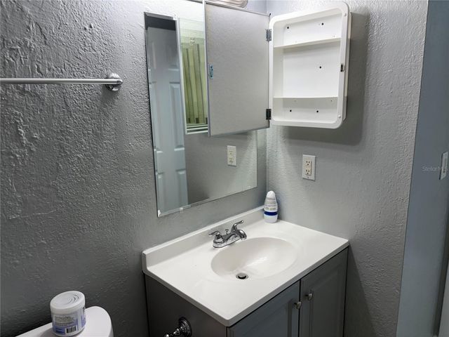 4648 OLIVA STREET, Orlando, FL 32811