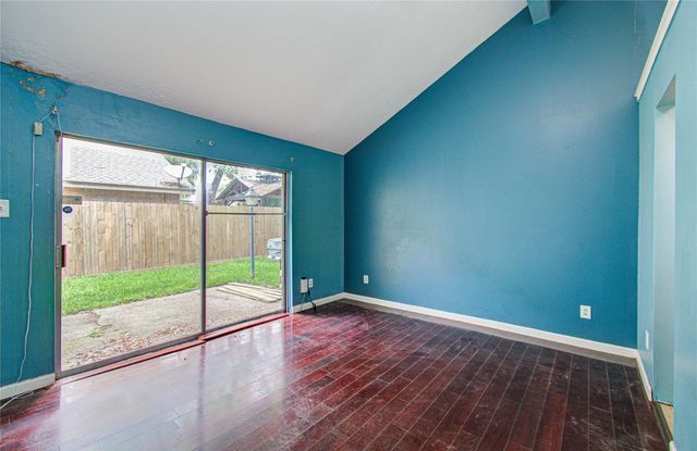 16606 Quiet Trail Drive, Humble, TX 77396