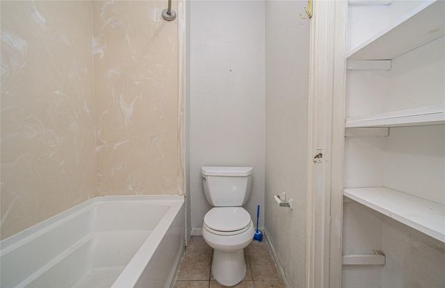 16606 Quiet Trail Drive, Humble, TX 77396