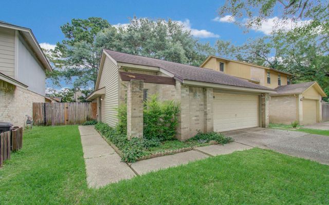 16606 Quiet Trail Drive, Humble, TX 77396