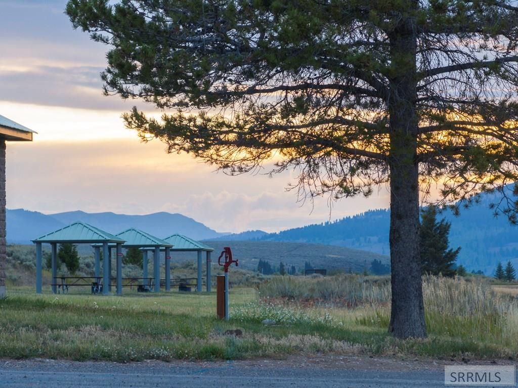 Image 29 of property listing at 3734 Fisher Pointe Drive, Island Park, ID 83429