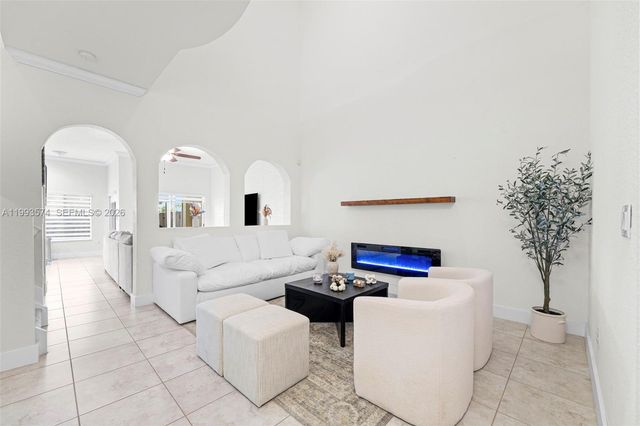 2338 SE 16th Ter, Homestead, FL 33035