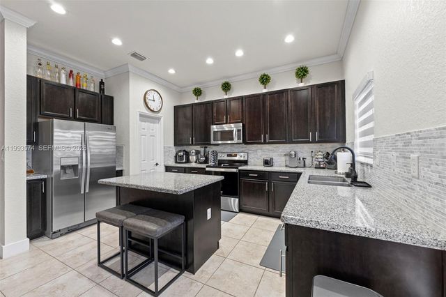 2338 SE 16th Ter, Homestead, FL 33035