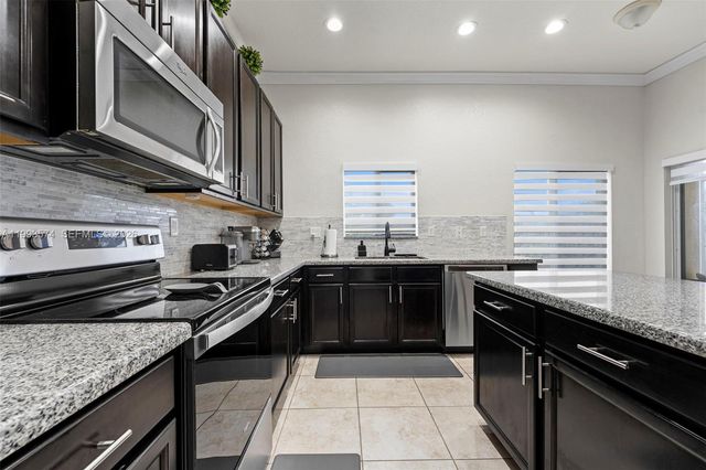 2338 SE 16th Ter, Homestead, FL 33035