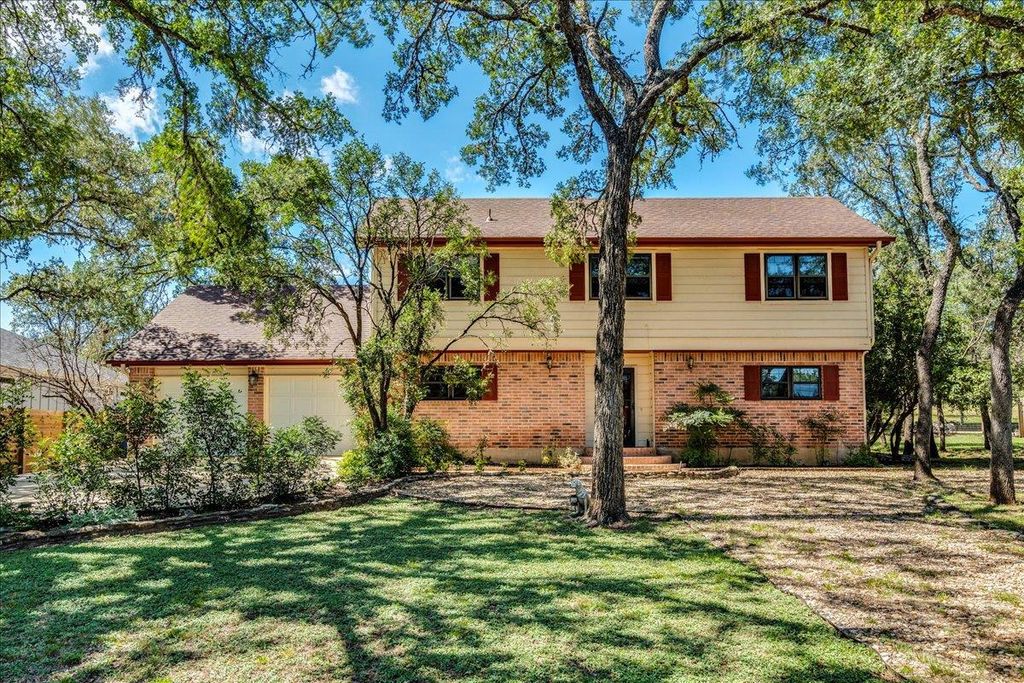 35 Deer Ridge RD, Wimberley, TX 78676