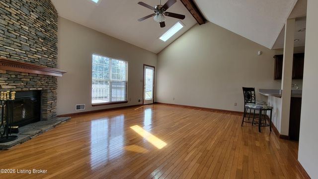 10313 Chimney Ridge Ct, Louisville, KY 40299
