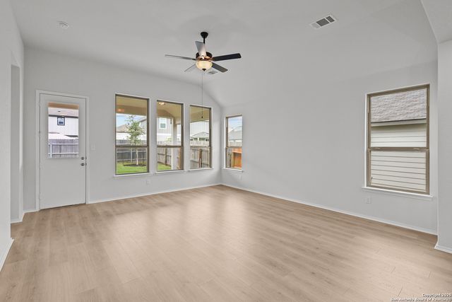 1020 Windflower, New Braunfels, TX 78130