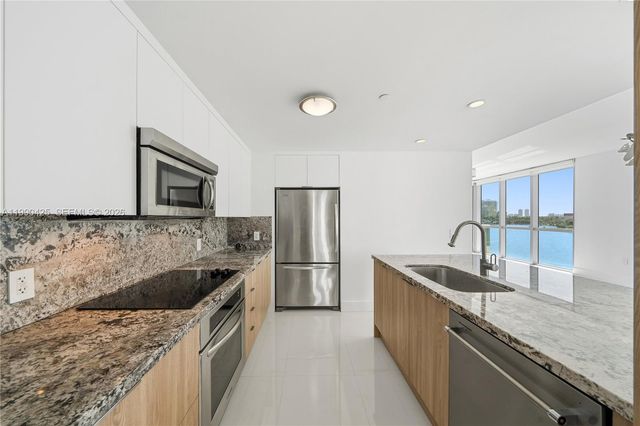 7935 East Dr 504, North Bay Village, FL 33141