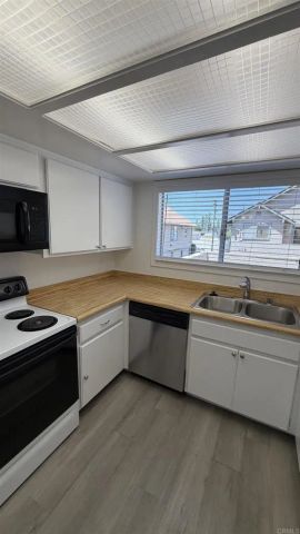 1123 DECKER Street A, El Cajon, CA 92019