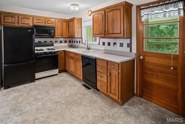 119 Westwood Street, Collinsville, IL 62234