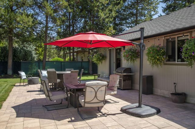 17476 Rail Drive, Bend, OR 97707