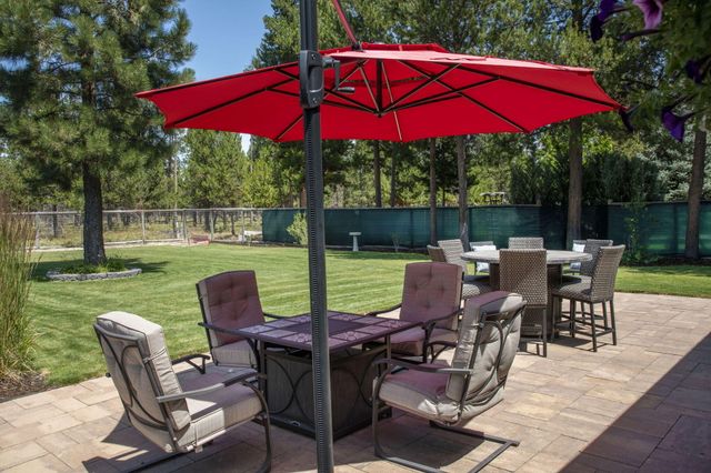 17476 Rail Drive, Bend, OR 97707