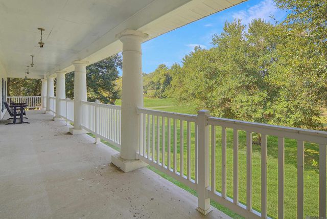 22460 Sutter Ln, Zachary, LA 70791