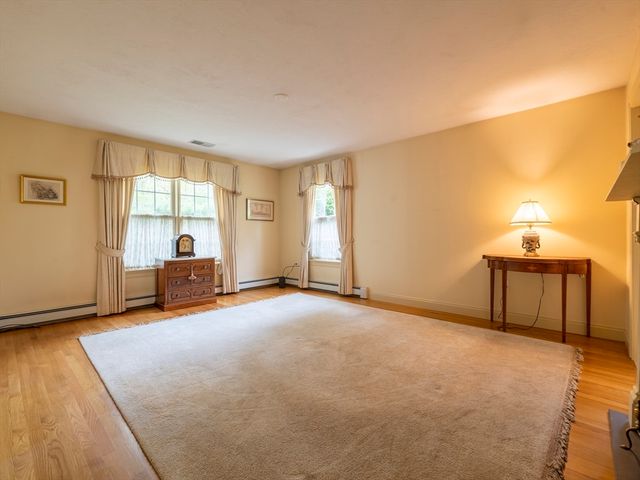 68 Elm St 68, Kingston, MA 02364