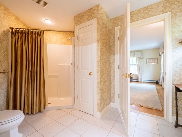 68 Elm St 68, Kingston, MA 02364