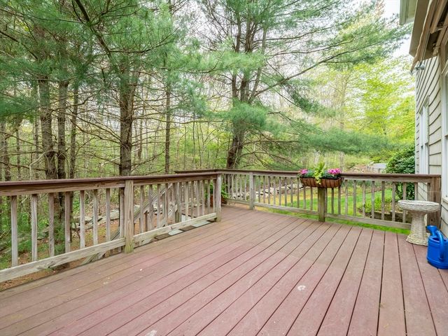 68 Elm St 68, Kingston, MA 02364