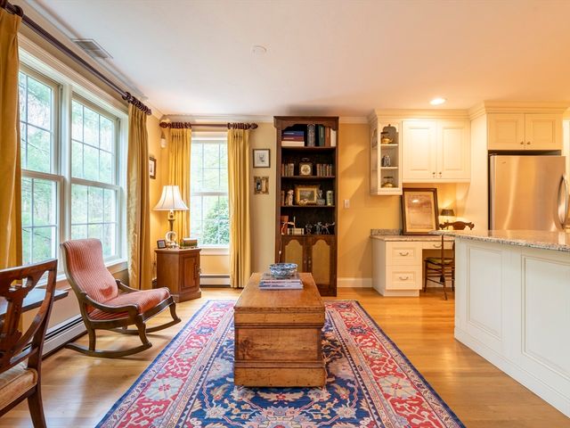 68 Elm St 68, Kingston, MA 02364