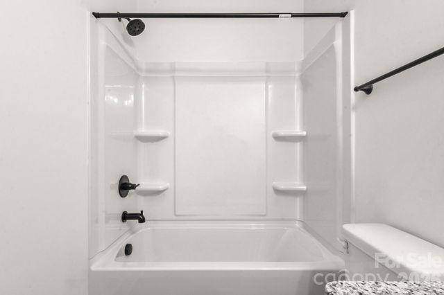 109 Indian Wells Court, Harmony, NC 28634