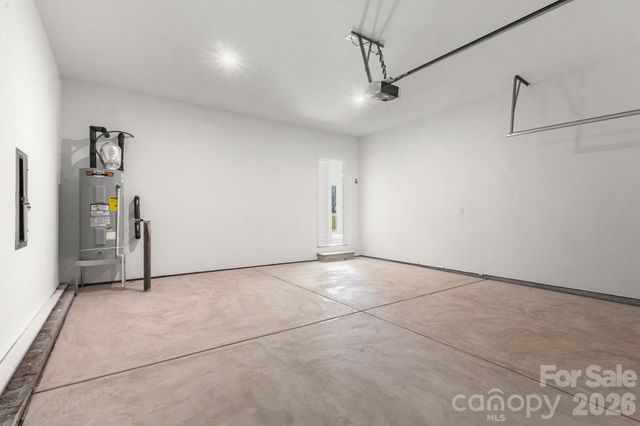 109 Indian Wells Court, Harmony, NC 28634