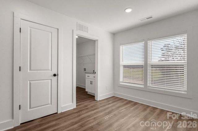 109 Indian Wells Court, Harmony, NC 28634