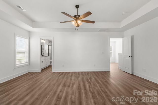 109 Indian Wells Court, Harmony, NC 28634