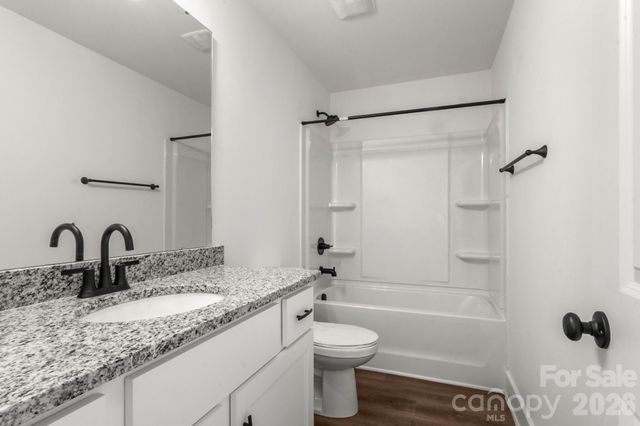 109 Indian Wells Court, Harmony, NC 28634