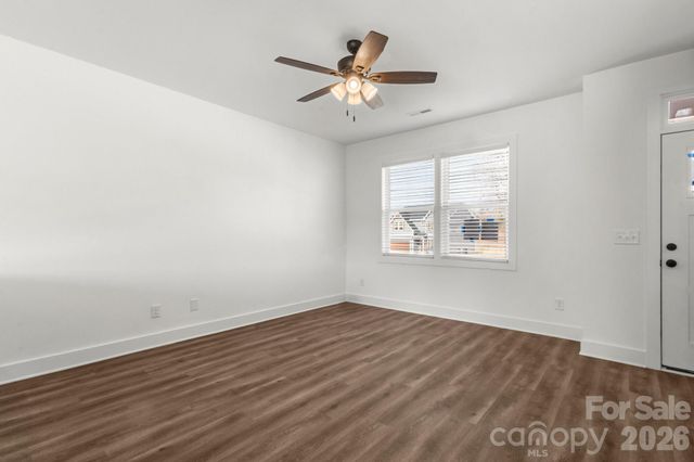 109 Indian Wells Court, Harmony, NC 28634