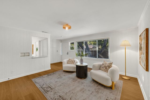 1631 Macmanus Drive, Dallas, TX 75228