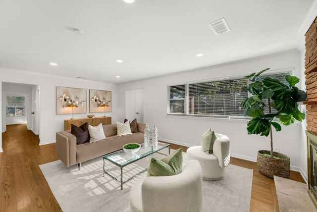 1631 Macmanus Drive, Dallas, TX 75228