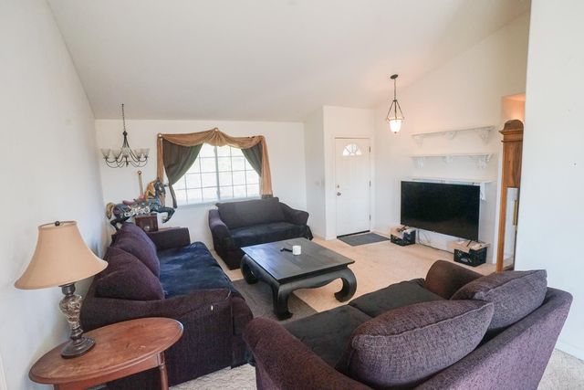 3940 Lakeview Dr, Ione, CA 95640