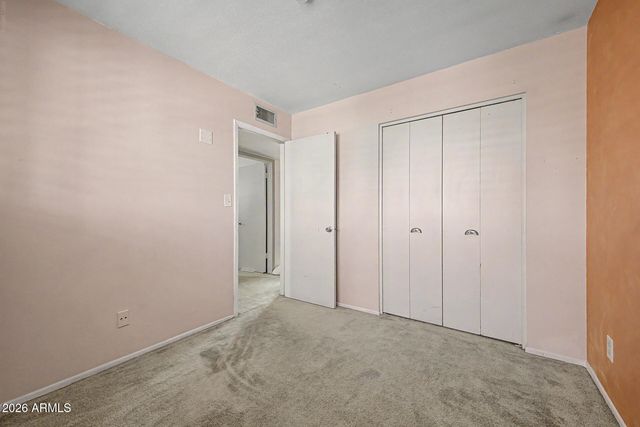 1063 E LOYOLA Drive, Tempe, AZ 85282