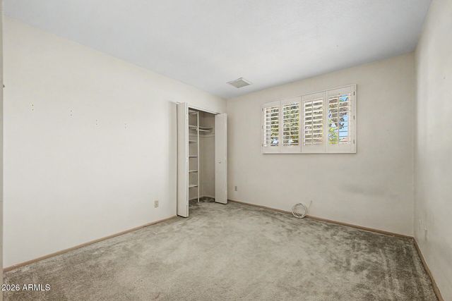 1063 E LOYOLA Drive, Tempe, AZ 85282