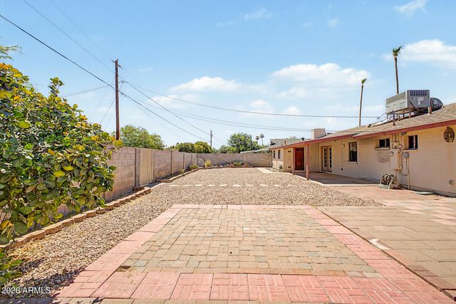1063 E LOYOLA Drive, Tempe, AZ 85282