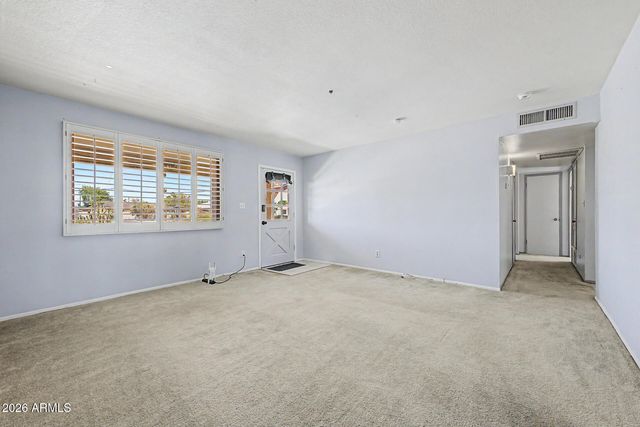 1063 E LOYOLA Drive, Tempe, AZ 85282