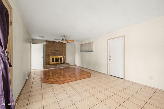 1063 E LOYOLA Drive, Tempe, AZ 85282