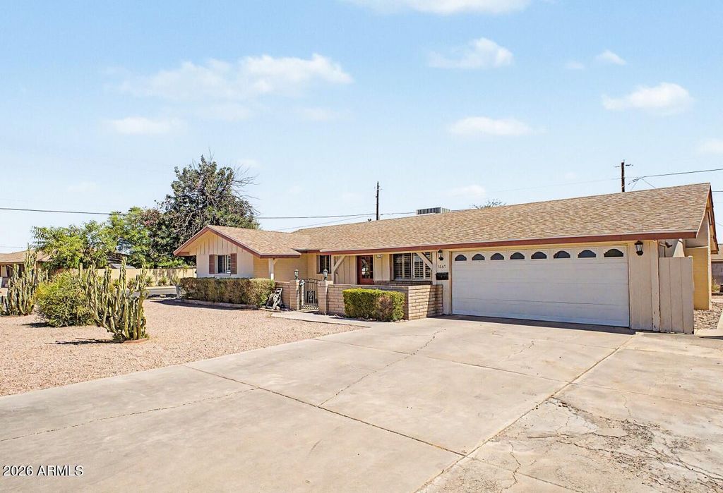 1063 E LOYOLA Drive, Tempe, AZ 85282 — photo 3