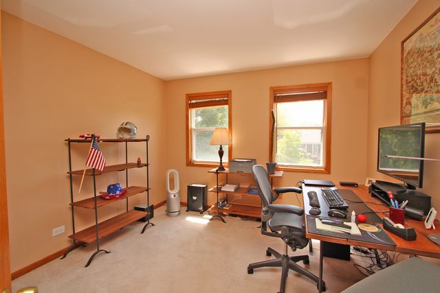 464 Farm Bridge Road, Lake Zurich, IL 60047