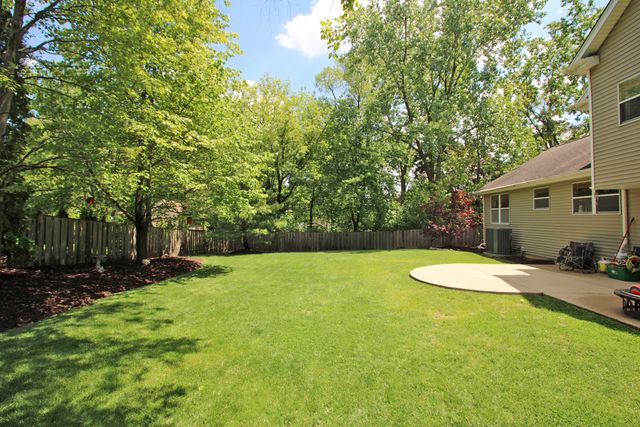 464 Farm Bridge Road, Lake Zurich, IL 60047