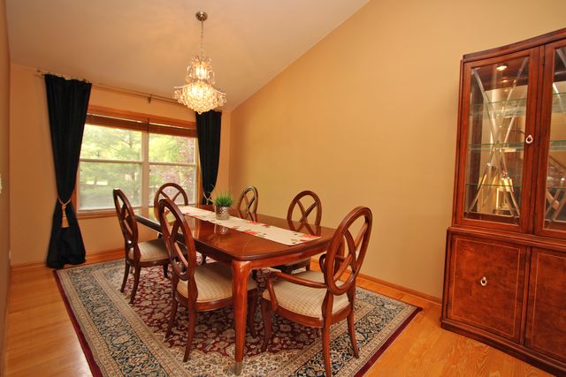 464 Farm Bridge Road, Lake Zurich, IL 60047