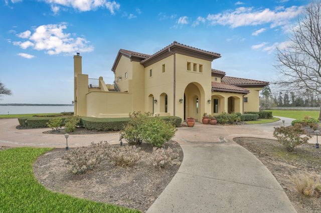 17040 Fm 1097 Road 4203, Montgomery, TX 77356