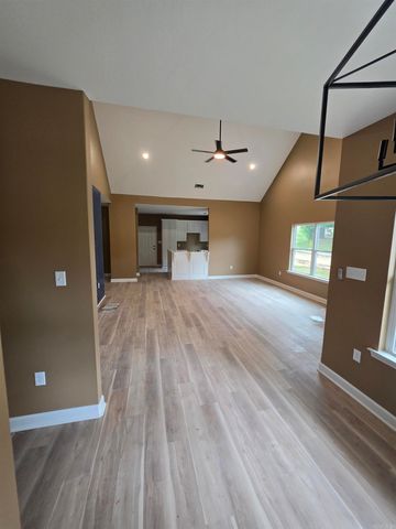 3723 8th Street, Little Rock, AR 72204