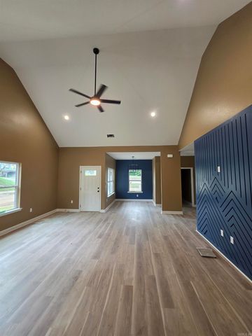 3723 8th Street, Little Rock, AR 72204