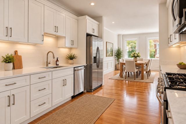 12 Gibbs St 2, Brookline, MA 02446