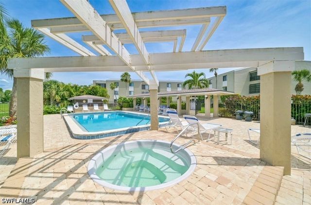 3645 Boca Ciega DR 214, Naples, FL 34112