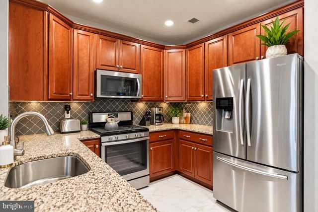 4021 DERBY CT, Cherry Hill, NJ 08002