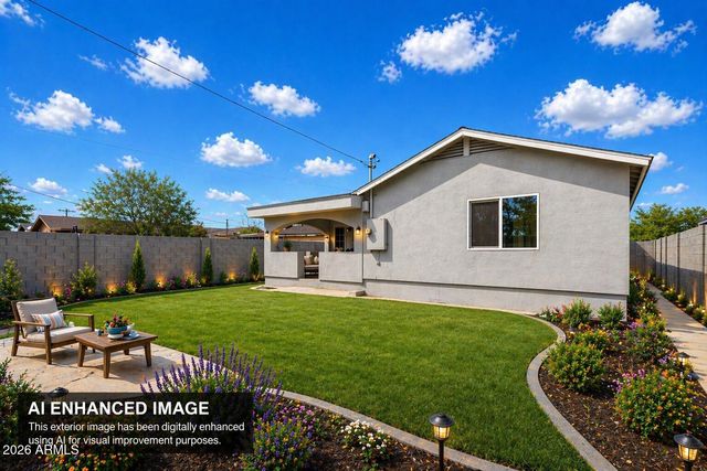 2433 W Tonto Street, Phoenix, AZ 85009