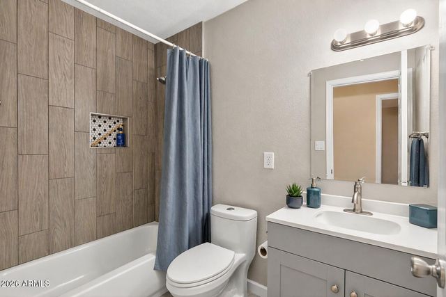 2433 W Tonto Street, Phoenix, AZ 85009